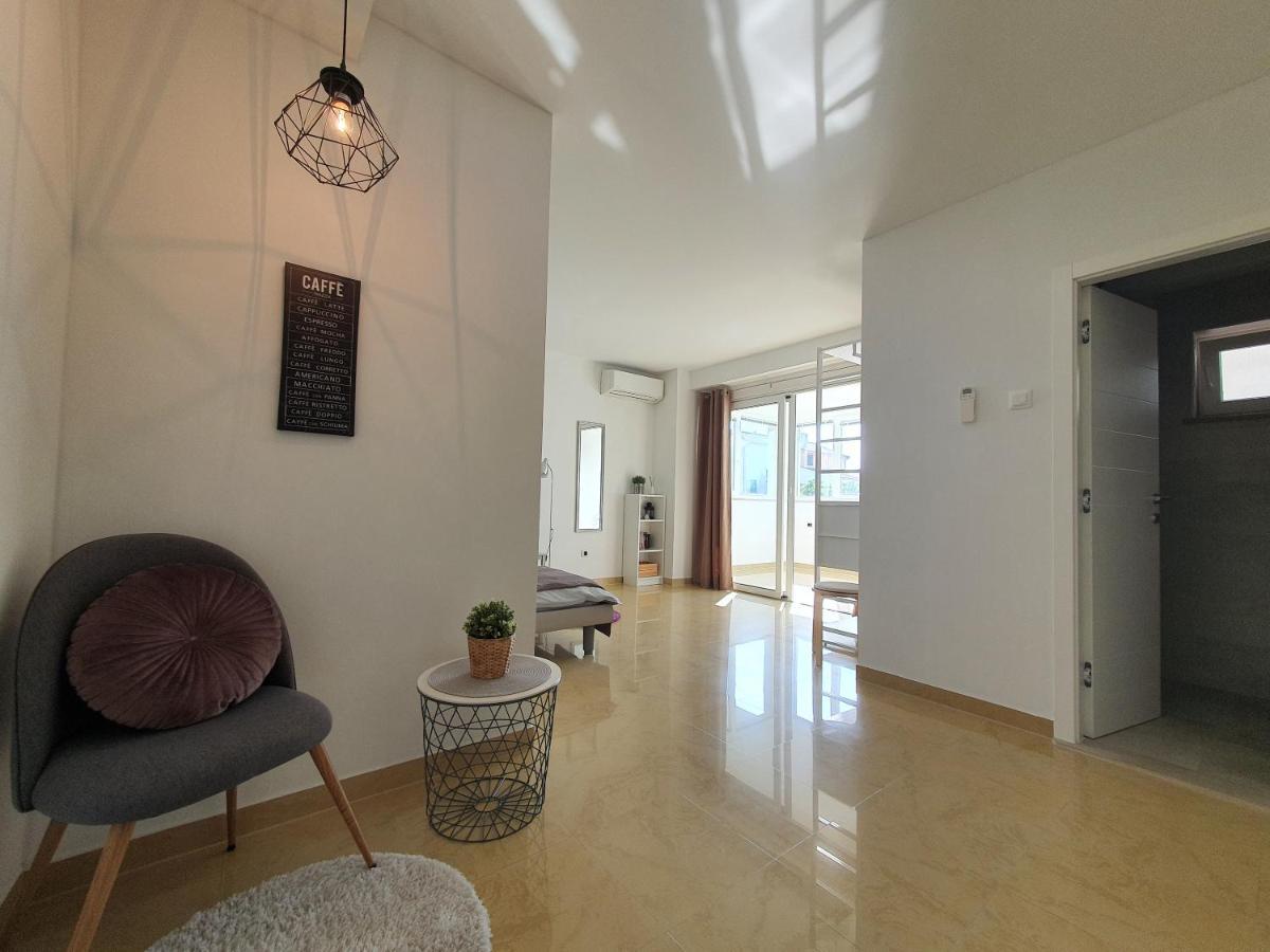Apartmani Melanie Poreč Dış mekan fotoğraf