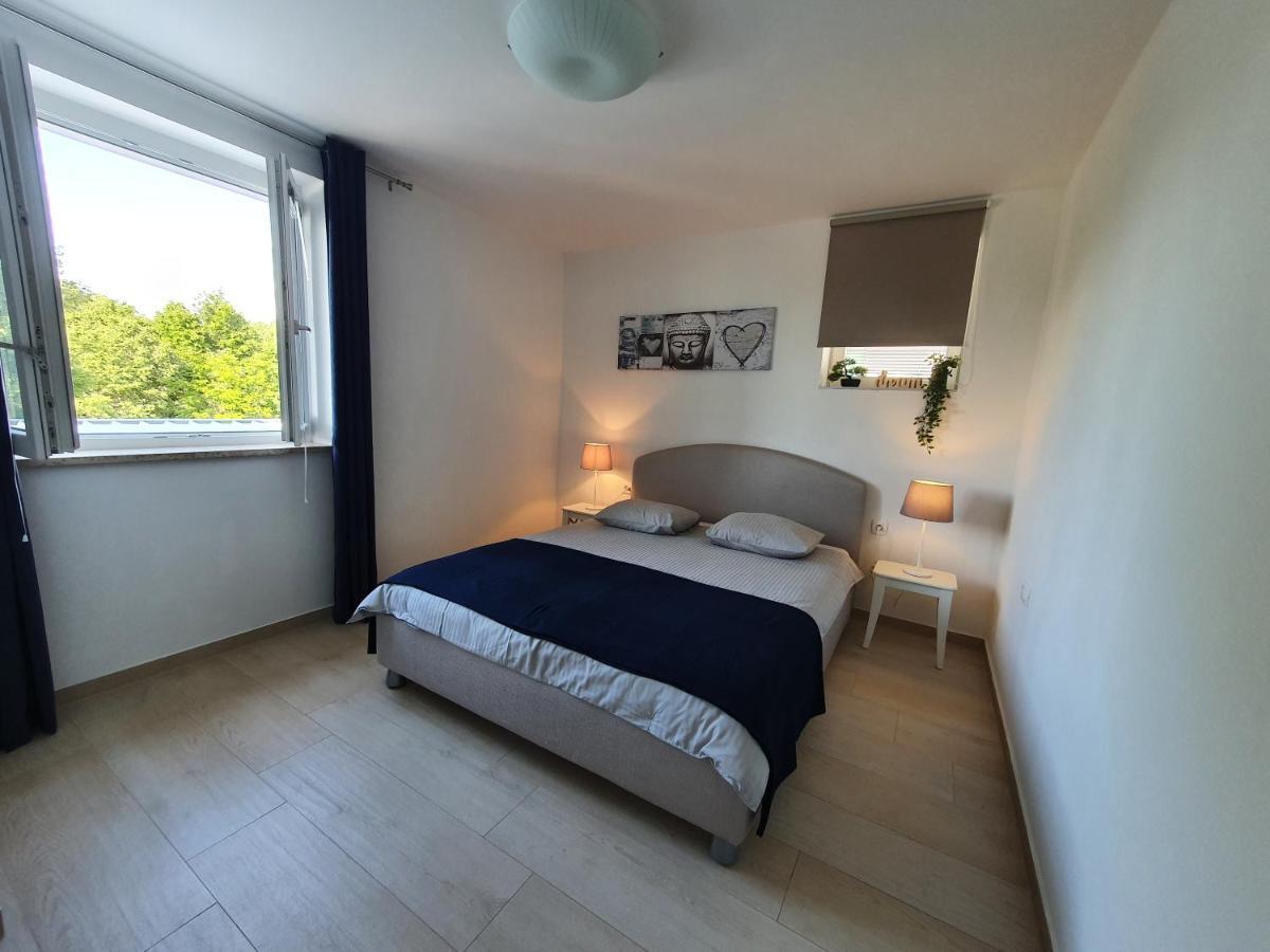 Apartmani Melanie Poreč Dış mekan fotoğraf